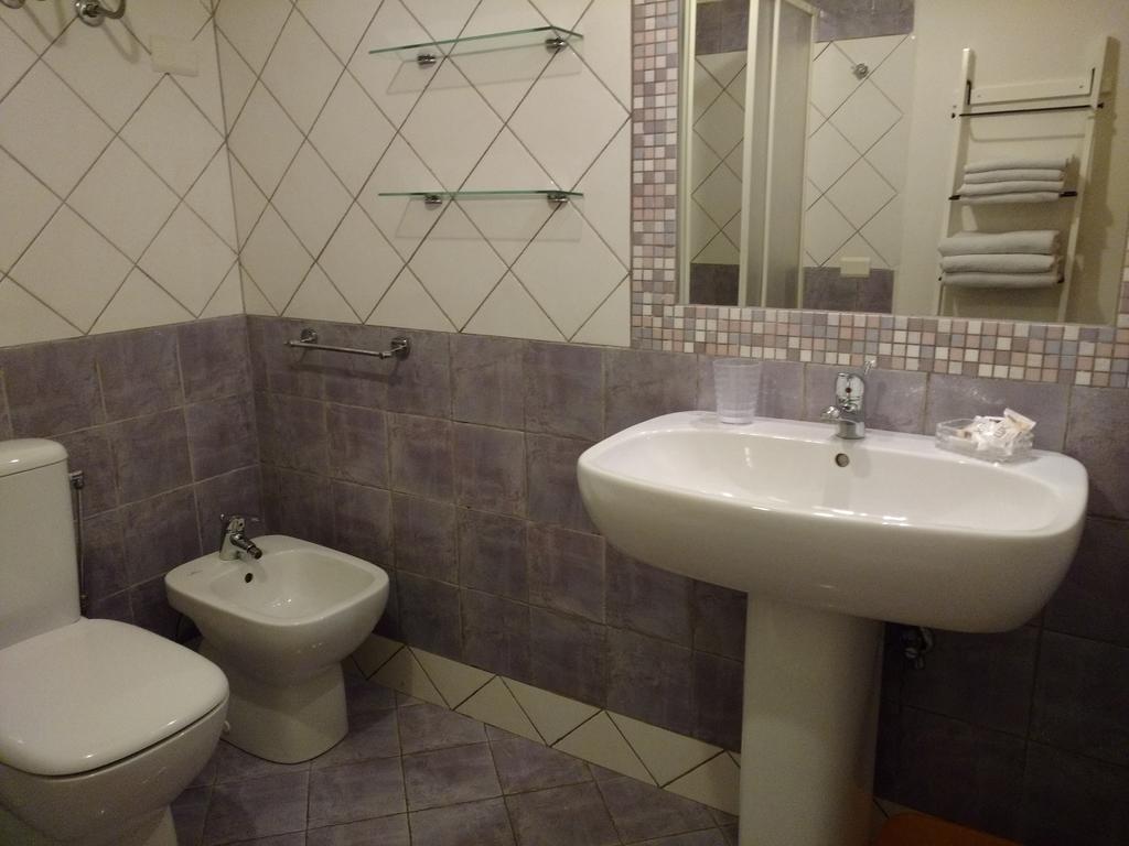 Polifemo Apartamento Letoianni Exterior foto